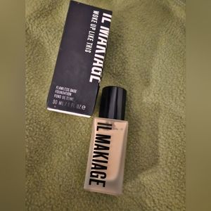 Il makiage woke up like this foundation